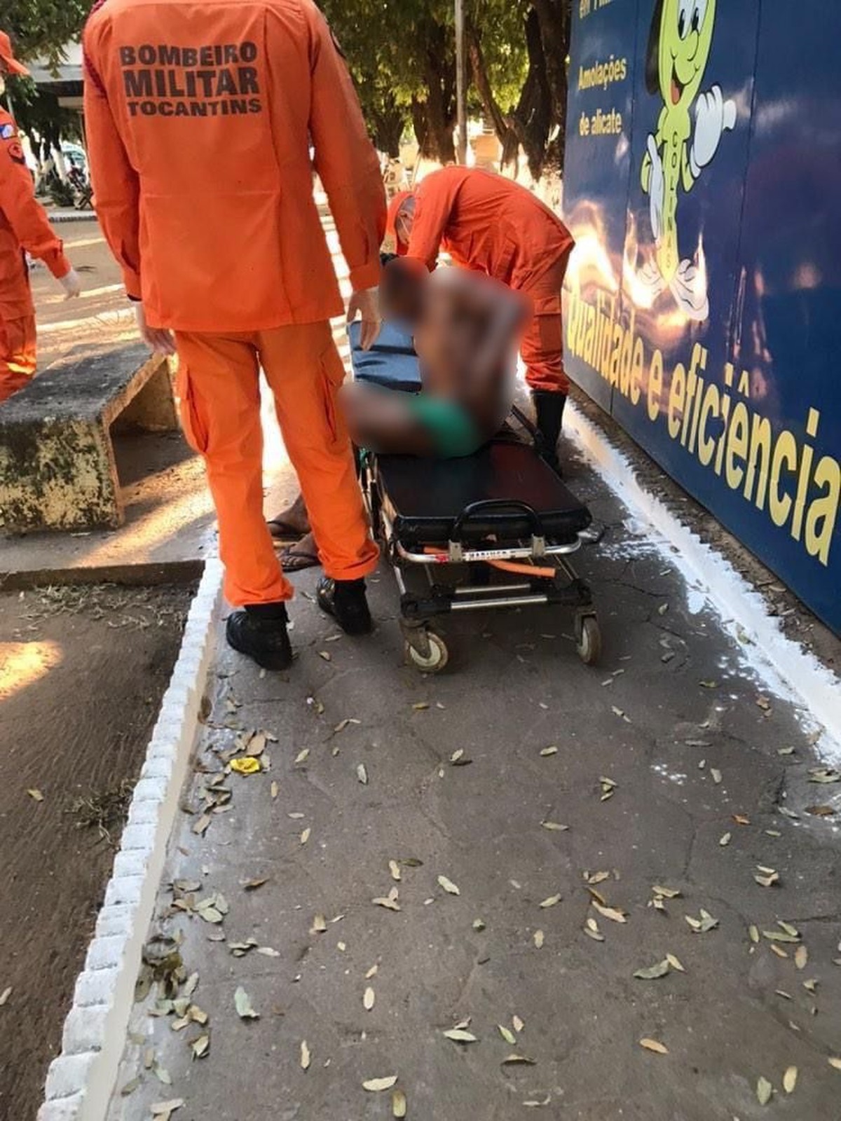 Homem de 52 anos tem corpo queimado enquanto dormia em praça de Colinas