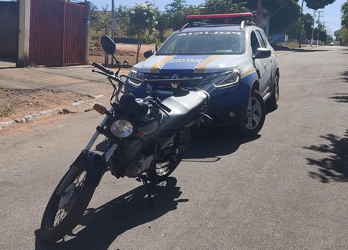 Motociclista de 21 anos tem moto apreendida em Pindorama do Tocantins por acumular mais de R$27 mil em multas