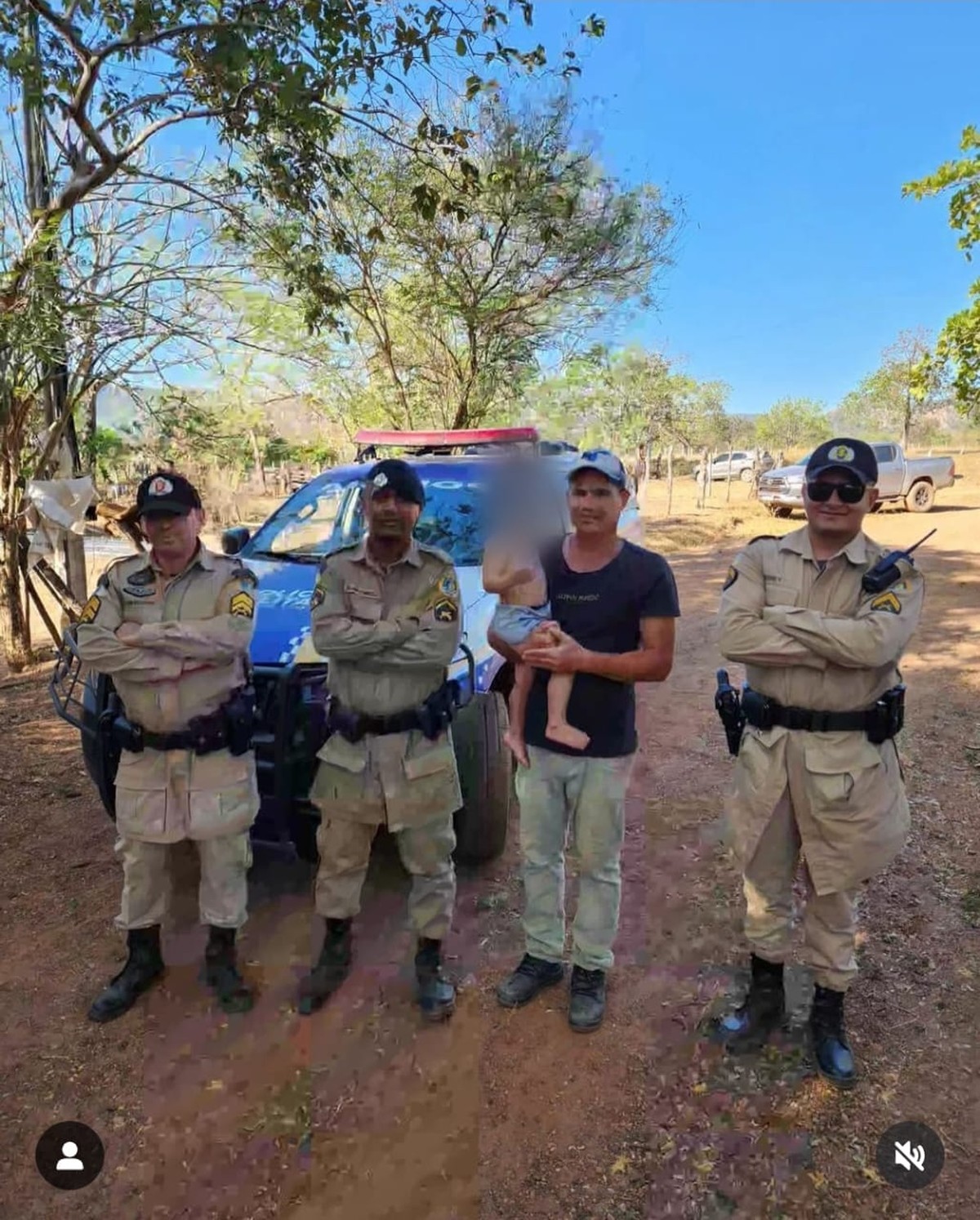 Menino de dois anos é encontrado são e salvo após desaparecer em fazenda